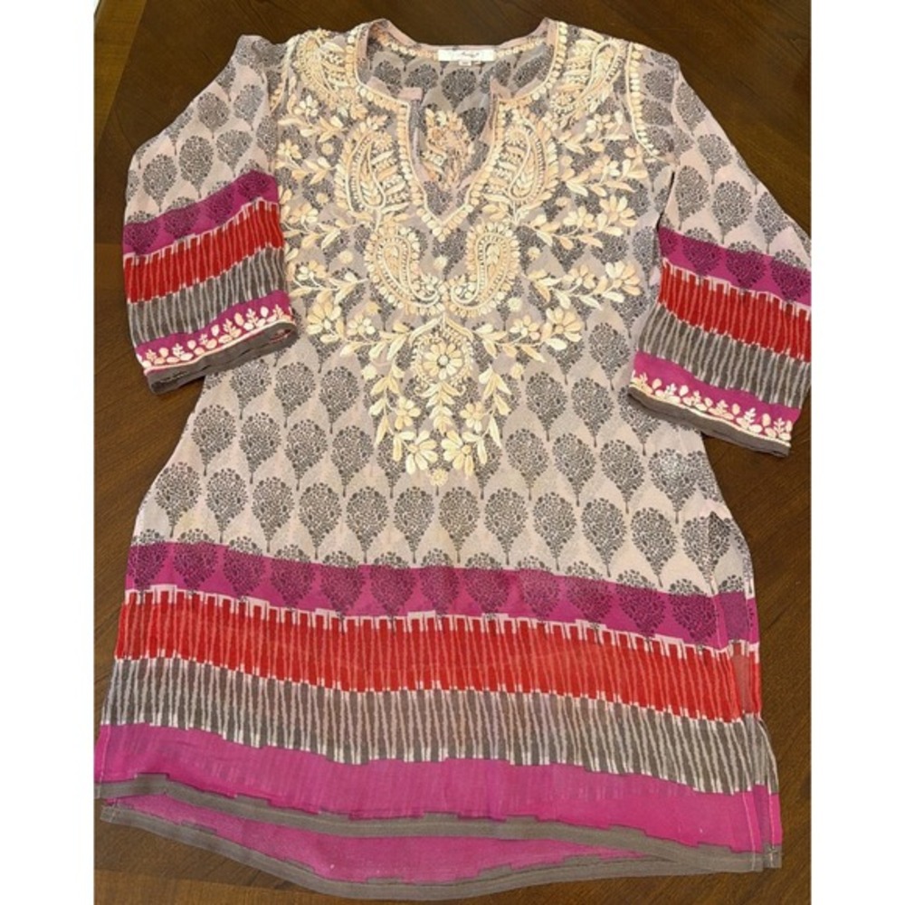 Amaya Tunic Shirt‎ Womens Size 36 US S Pink Floral 100% Silk Embroidered Top